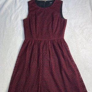 Sleeveless Knee Length Dress